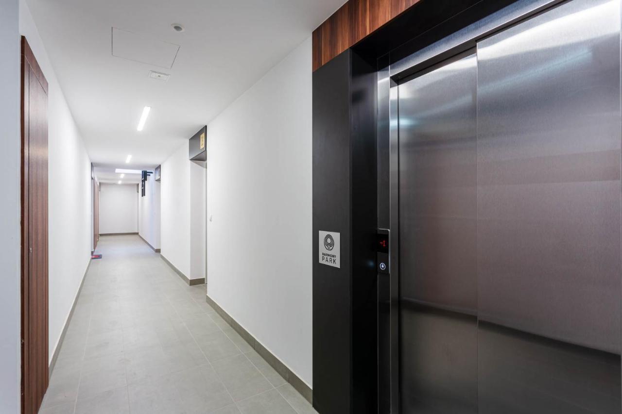 Chill Apartments Warsaw Airport Exterior foto