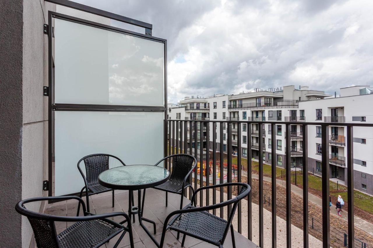 Chill Apartments Warsaw Airport Exterior foto